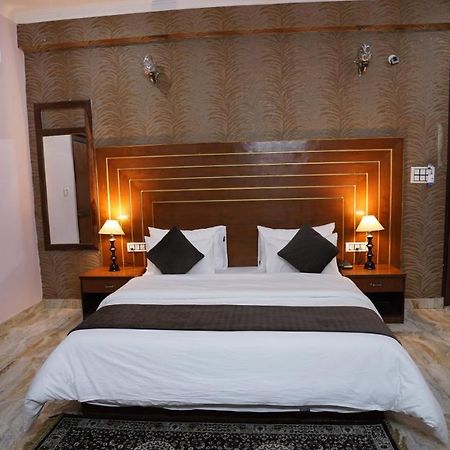 Hr Dukes Den Resort Ramnagar (Uttarakhand) Exterior foto