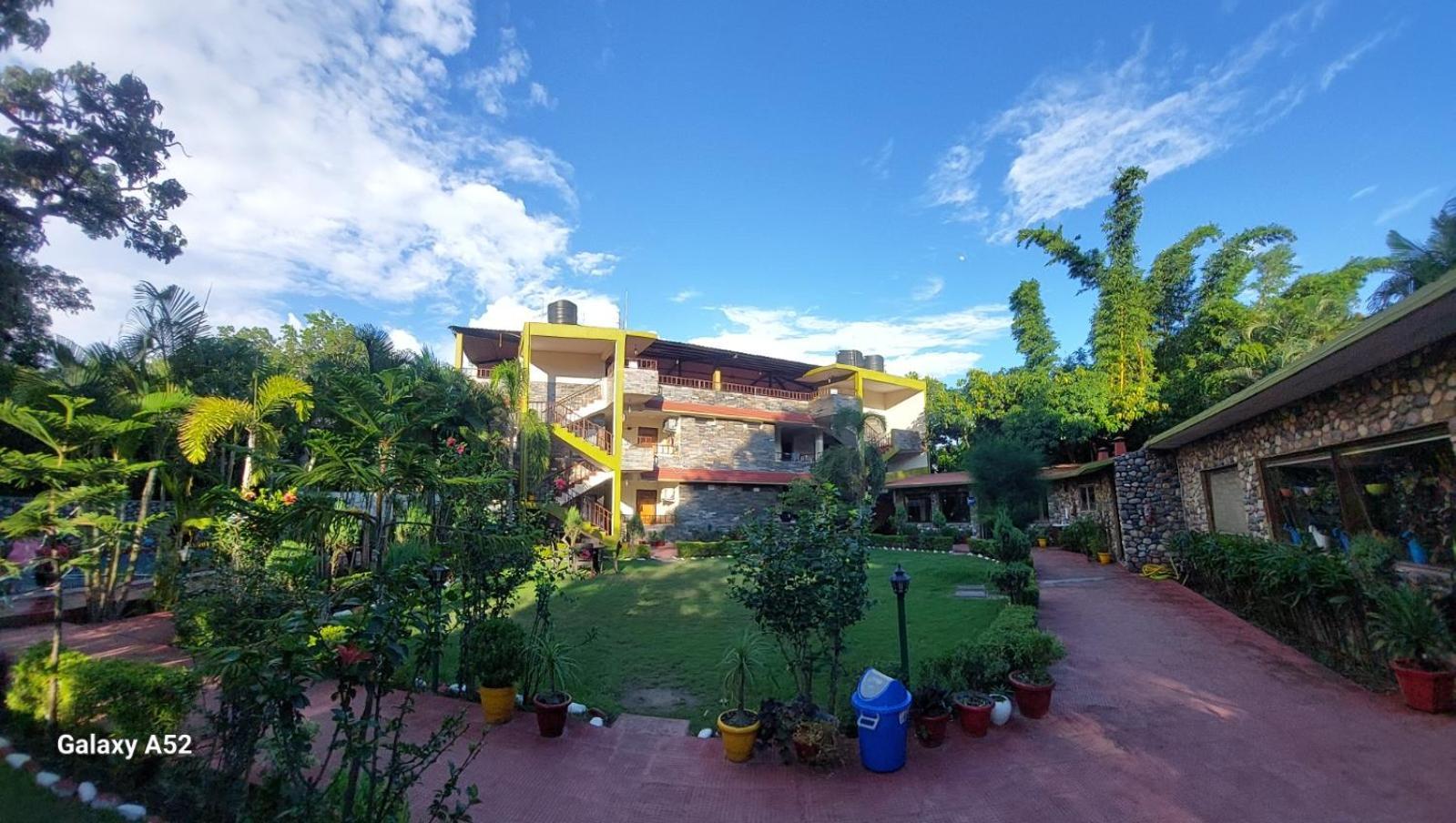 Hr Dukes Den Resort Ramnagar (Uttarakhand) Exterior foto